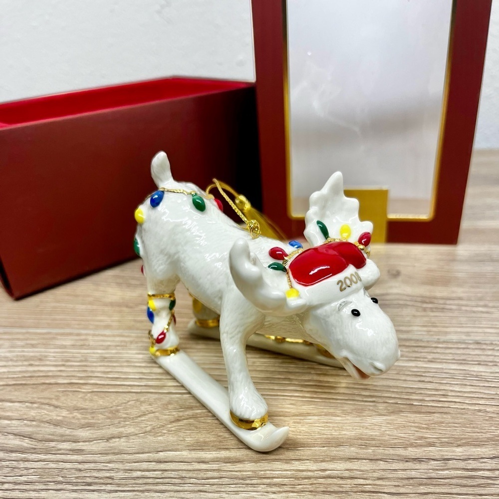Lenox Marcel Moose Moosey Mishap 2008 Annual Christmas Ornament Skiing